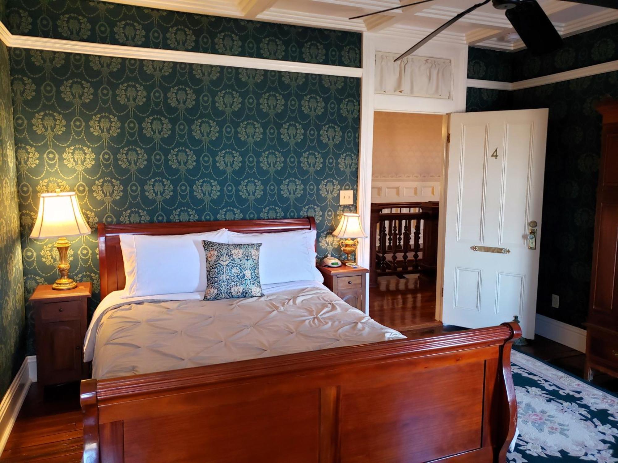 Iron Horse Hotel Blackwater Ngoại thất bức ảnh