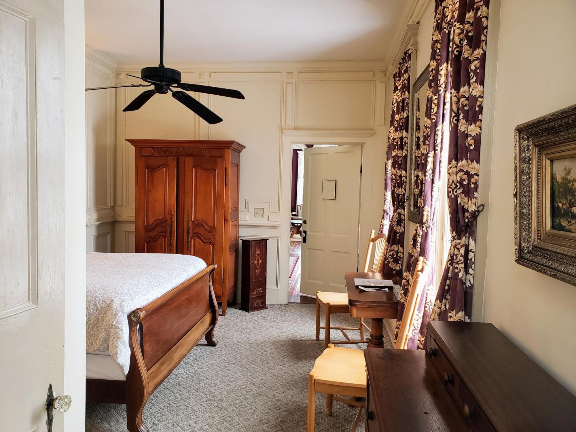 Iron Horse Hotel Blackwater Ngoại thất bức ảnh