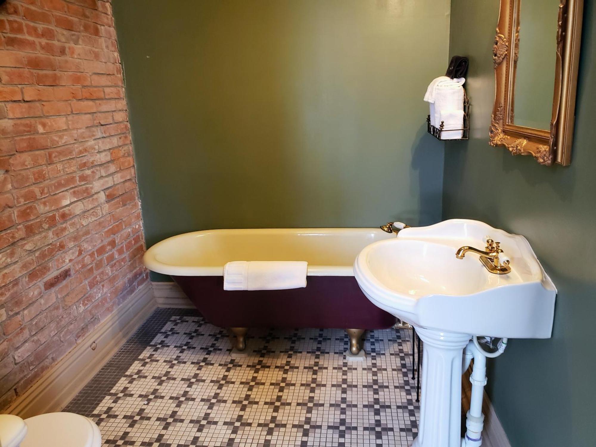 Iron Horse Hotel Blackwater Ngoại thất bức ảnh